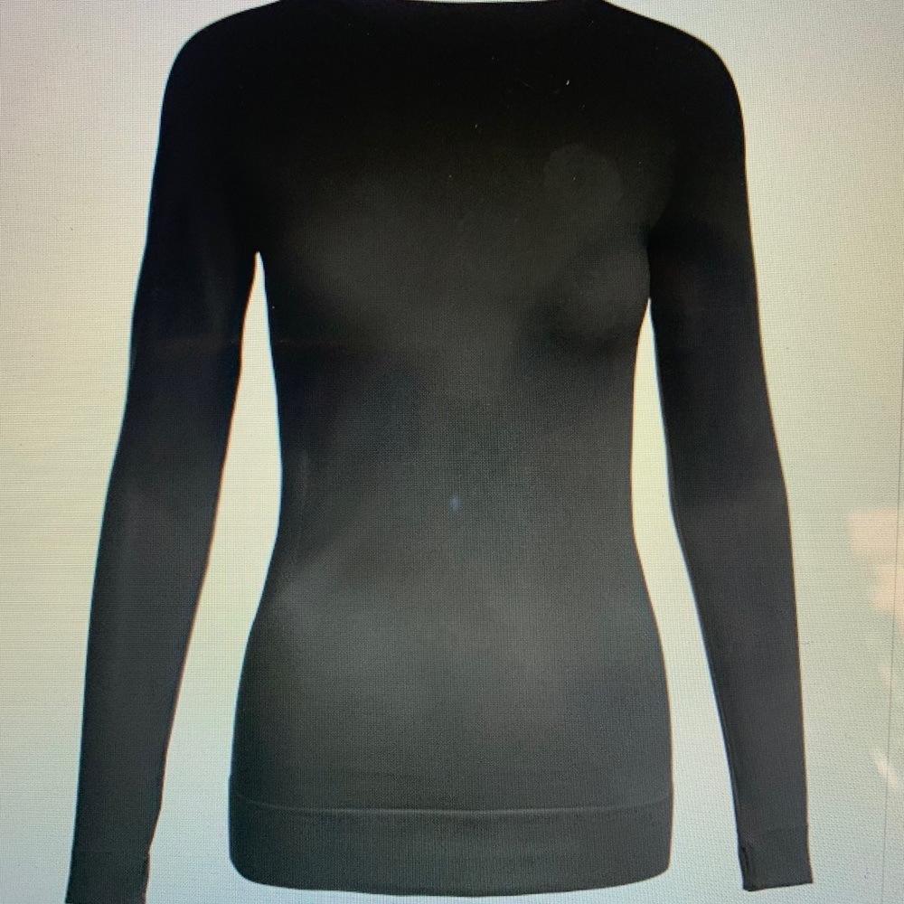 NWOT Koi Lite Scrubs Long Sleeve Seamless Tee